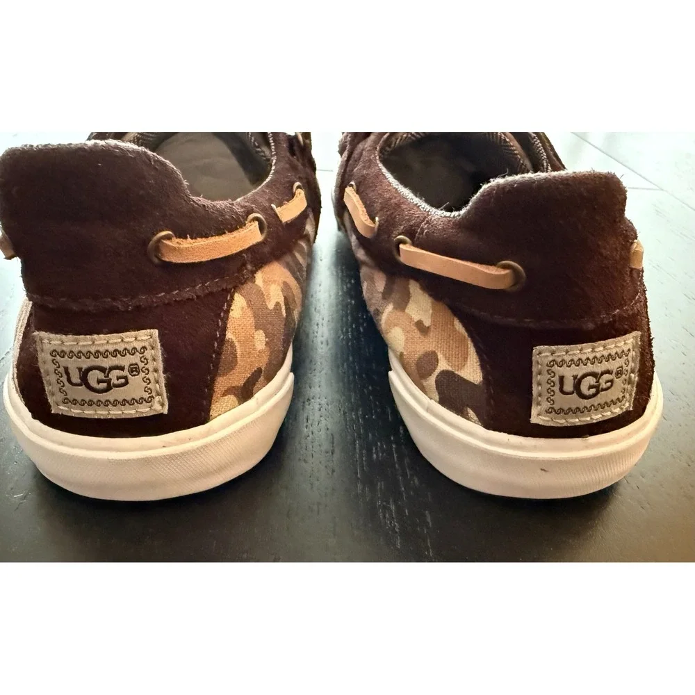 UGG Australia Kids Halfhitch Camo Slip-On Boat Shoes Boys Size‎ 6 Brown Sneakers
